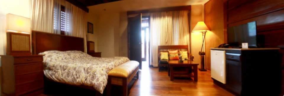 Boro Bay Hotel - Borongan エクステリア 写真